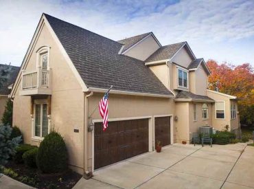 Suburban Home Without Splash Blocks - K-Guard Heartland